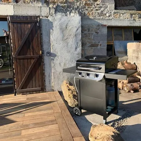 Ancienne Etable - En Pleine Campagne Francaise *