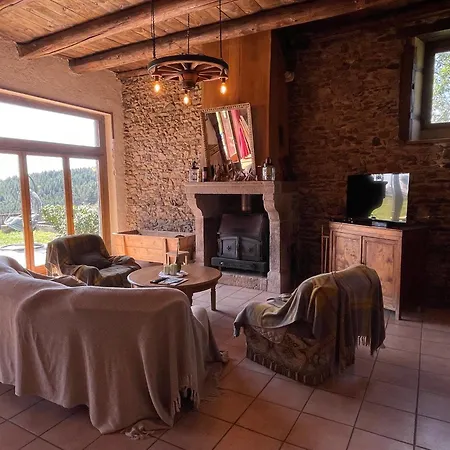 Villa Ancienne Etable - En Pleine Campagne Francaise Champagnac-le-Vieux